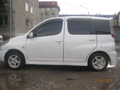 Лот: 90971. Фото: 1. Продам Toyota Funcargo 2000г. Автомобили