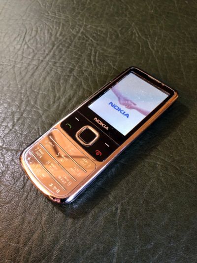 Лот: 12193447. Фото: 1. Nokia 6700 Classic оригинал. Кнопочные мобильные телефоны