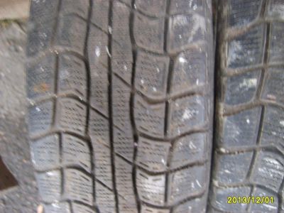 Лот: 3462273. Фото: 1. 2 шины Dunlop Studless 175/65... Шины