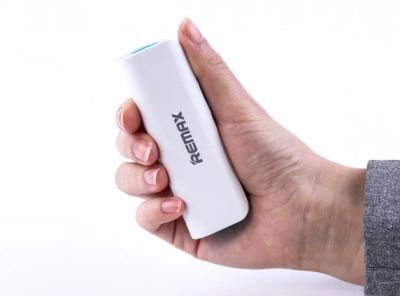 Лот: 11089782. Фото: 1. Remax 2600 mAh. Внешние, портативные аккумуляторы для смартфонов (Power bank)