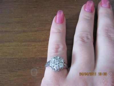 Лот: 922800. Фото: 1. Серебряное кольцо с фианитами925... Кольца, перстни