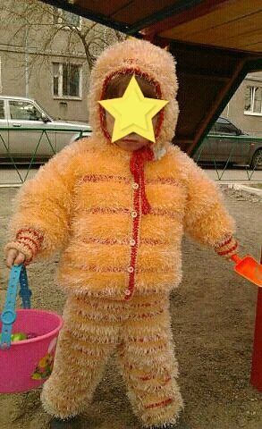 Лот: 5045498. Фото: 1. Теплый и пушистый Костюмчик вязанный. Другое (одежда и аксессуары)