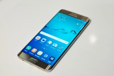 Лот: 8109788. Фото: 1. Куплю разбитый samsung. Смартфоны