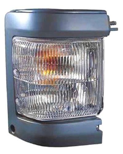 Лот: 3713740. Фото: 1. Габарит правый mazda bongo (1999-... Оптика и освещение