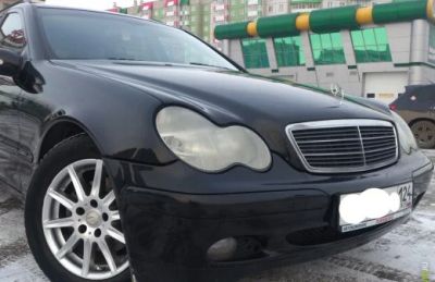 Лот: 3469807. Фото: 1. Mercedes-Benz C, 2004 год. Автомобили
