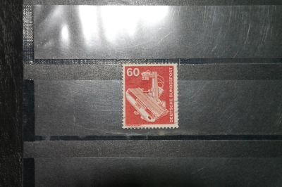 Лот: 4196239. Фото: 1. с рубля марка37 Германия из серии... Марки