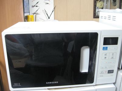 Лот: 17343779. Фото: 1. Микроволновая печь Samsung ge73ar... Микроволновки, мини-печи