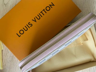 Лот: 19197476. Фото: 1. Набор Louis Vuitton женский. Бумажники, кошельки, портмоне