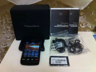 Лот: 7668738. Фото: 1. BlackBerry Storm 2+ клубная карта. Смартфоны