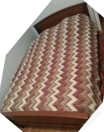 Лот: 2529698. Фото: 1. Продам 1,5-спальн. кровать с матрасом. Кровати