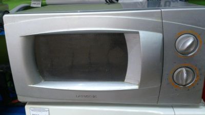 Лот: 7968394. Фото: 1. Микроволновая печь Daewoo Electronics... Микроволновки, мини-печи