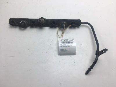 Лот: 20396341. Фото: 1. Рейка топливная Toyota Corolla... Топливная система