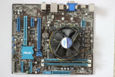 Лот: 17334521. Фото: 1. Материнская плата Asus P8H77-M... Материнские платы