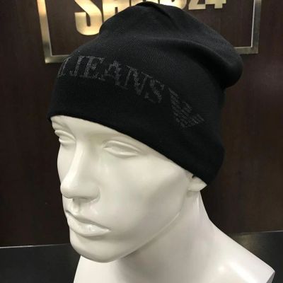 Лот: 10500143. Фото: 1. Шапка Armani Jeans. Головные уборы