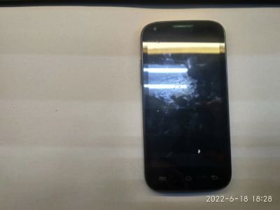 Лот: 19217006. Фото: 1. Смартфон Fly IQ4406. Смартфоны