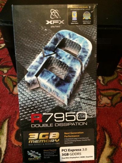 Лот: 4730679. Фото: 1. Видеокарта XFX 7950 AMD Radeon... Видеокарты