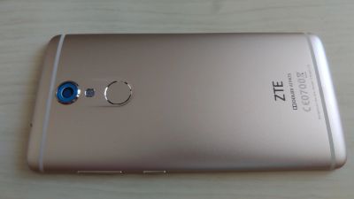 Лот: 8347526. Фото: 1. ZTE Axon 7 mini B2017G. Gold... Корпуса, клавиатуры, кнопки