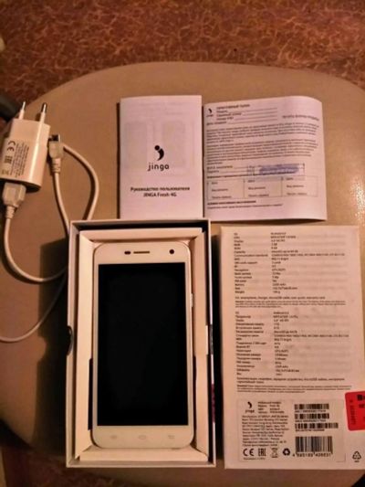 Лот: 12731075. Фото: 1. Смартфон Jinga Fresh 4G. Смартфоны