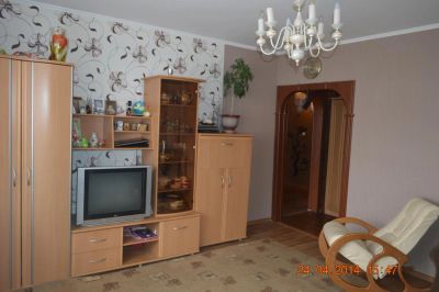 Лот: 4013929. Фото: 1. Продам 4-комн.квартиру на комсомольском... Квартиры, студии