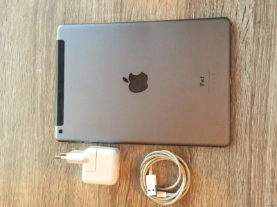 Лот: 13506250. Фото: 1. Ipad air 64Gb Wifi+4G Sim. Смартфоны