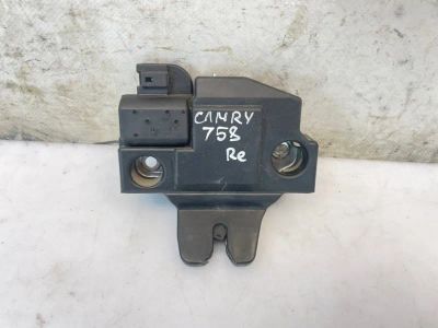 Лот: 25624683. Фото: 1. замок багажника Toyota Camry XV40. Двигатель и элементы двигателя