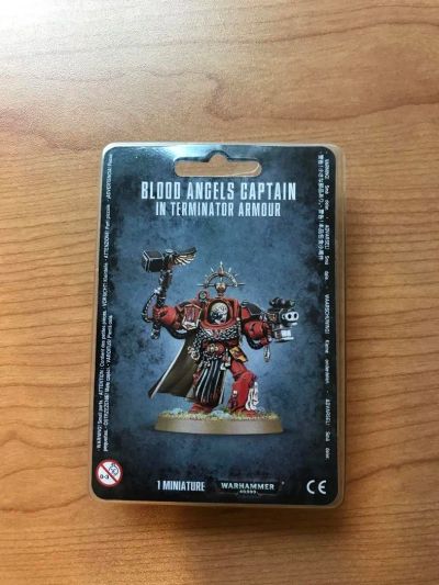 Лот: 9949505. Фото: 1. Warhammer 40000: Blood Angels... Настольные игры, карты