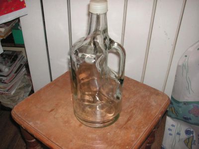 Лот: 11360232. Фото: 1. Бутылка 1.75лит.с ручкой. Контейнеры, банки