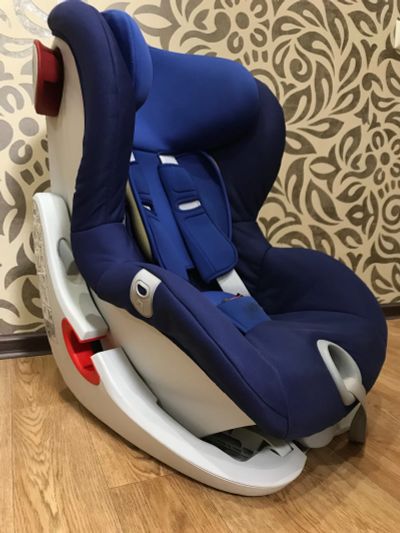 Лот: 16924115. Фото: 1. Автокресло Britax romer king II. Детские автокресла