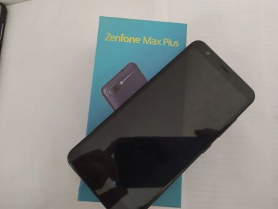 Лот: 14471765. Фото: 1. Asus ZenFone max plus (m1). Смартфоны