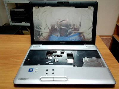 Лот: 10898914. Фото: 1. Корпус Toshiba Satellite L500. Корпуса, блоки питания