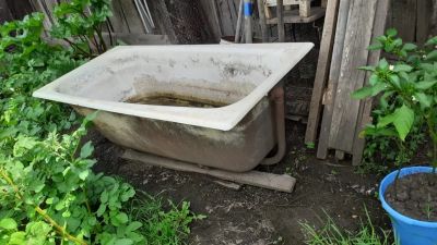 Лот: 25621265. Фото: 1. ванна чугунная. Аксессуары для ванной