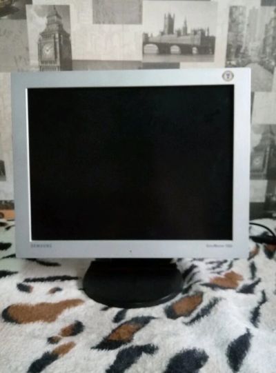 Лот: 9295377. Фото: 1. Монитор Samsung матовый. ЖК-мониторы