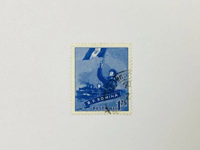 Лот: 23963640. Фото: 1. День армии. Парусник с флагом... Марки