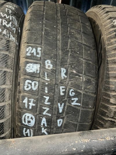 Лот: 25031776. Фото: 1. (1шт)215-60-17 Bridgestone Revo... Шины