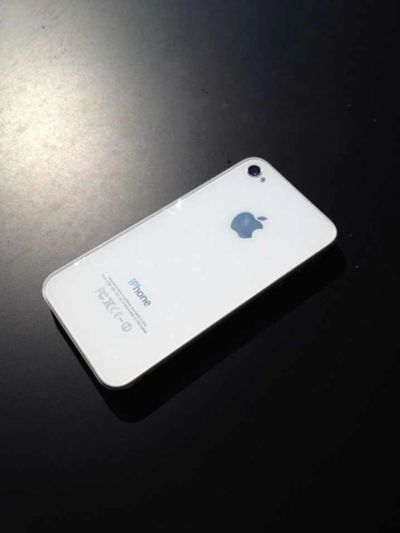 Лот: 3064576. Фото: 1. Iphone 4s 16gb. Смартфоны