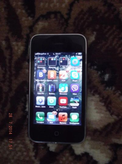 Лот: 4332086. Фото: 1. iPhone 3gs 16gb состояние отличное. Смартфоны