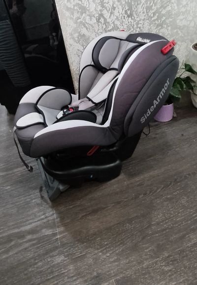 Лот: 20334865. Фото: 1. Детское автокресло Welldon Royal... Детские автокресла