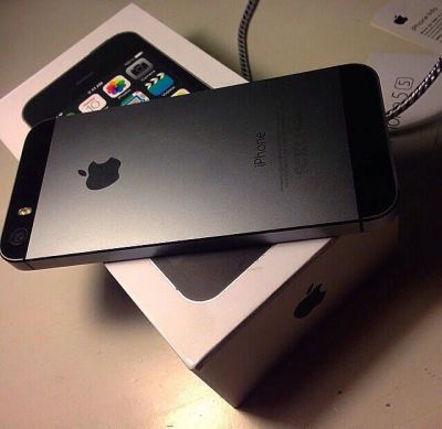 Лот: 4875523. Фото: 1. iPhone 5s идеальное состояния... Смартфоны