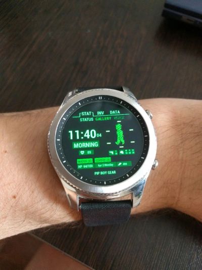 Лот: 11278354. Фото: 1. Смарт часы samsung gear s3 в идеале. Смарт-часы, фитнес-браслеты, аксессуары
