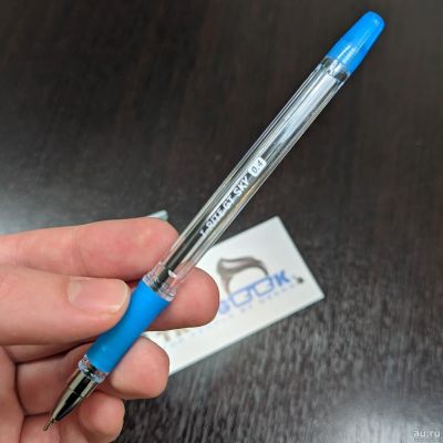 Лот: 18226243. Фото: 1. Ручка шариковая масляная с грипом... Ручки, карандаши, маркеры