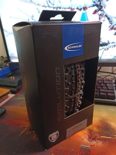 Лот: 17373172. Фото: 1. Покрышка Schwalbe Thunder Burt... Запчасти