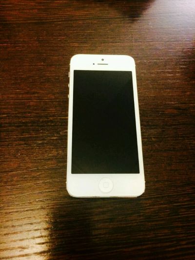 Лот: 8791976. Фото: 1. Iphone 5 16 gb на обмен. Смартфоны