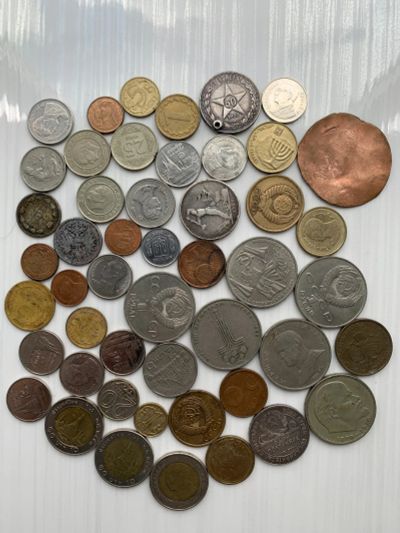 Лот: 17739943. Фото: 1. Коллекционные монеты. Наборы монет