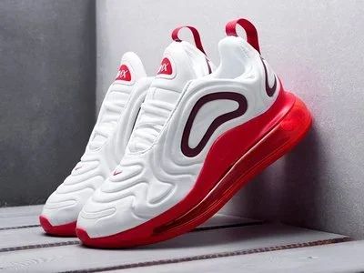 Лот: 17095232. Фото: 1. Кроссовки Nike Air Max 720 (16277... Кеды, кроссовки, слипоны