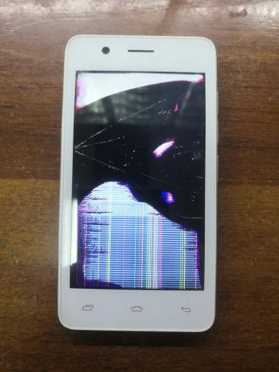 Лот: 16671736. Фото: 1. Micromax Q326 с разбитым дисплеем... Другое (запчасти, оборудование)