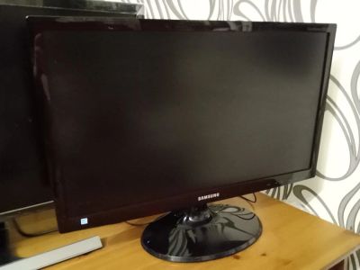 Лот: 14921232. Фото: 1. Монитор 23" Samsung S23B350H. ЖК-мониторы