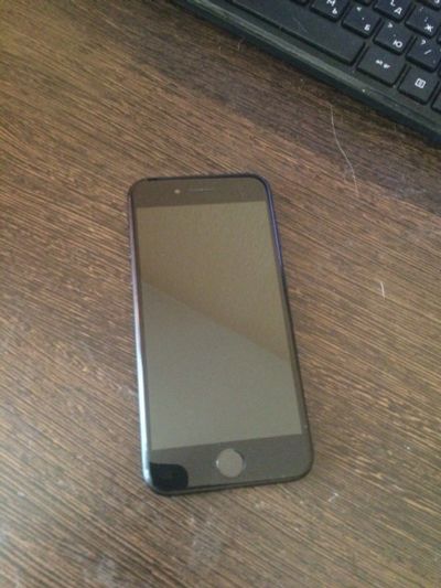 Лот: 14451636. Фото: 1. Iphone 7 32gb. Смартфоны