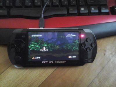 Лот: 6830781. Фото: 1. Китайская PSP,но не она))). Игровые приставки, консоли