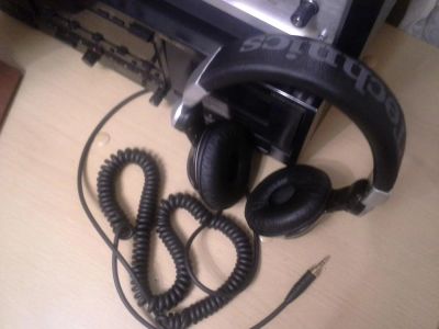 Лот: 6084473. Фото: 1. Наушники Technics RP-DJ1210. Оригинал... Наушники, гарнитуры
