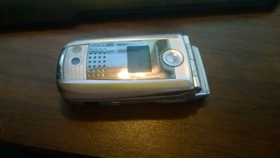 Лот: 7121545. Фото: 1. Смартфон Motorola MPx220 Читаем... Смартфоны